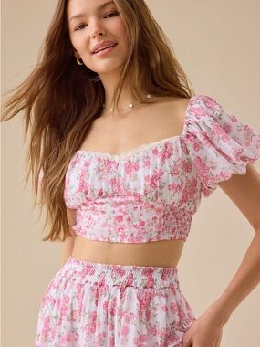 Altar'd State Pink & White Floral Puff-Sleeve Crop Top